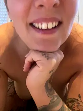 anonyme hot47 online show from October 10, 2025, 8:37 am