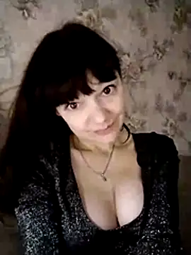 Snapshot of AliceSwan1122 chatting on February 15, 2026, 9:03 pm AliceSwan1122 online show from February 15, 2026, 9:03 pm
