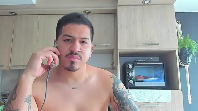 Snapshot of Arnolwilliams chatting on September 24, 2025, 7:09 pm Arnolwilliams online show from September 24, 2025, 7:09 pm