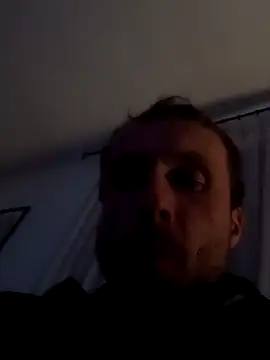 2Pietro3 online show from September 15, 2025, 9:04 pm