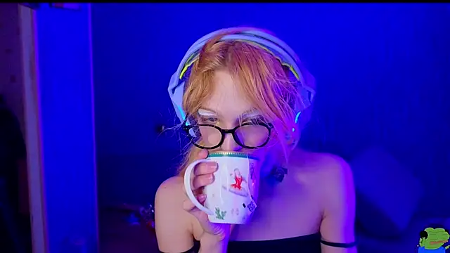 bekvafluttershy online show from November 22, 2025, 11:14 pm