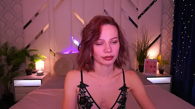 ShyySiren online show from February 11, 2026, 3:45 pm