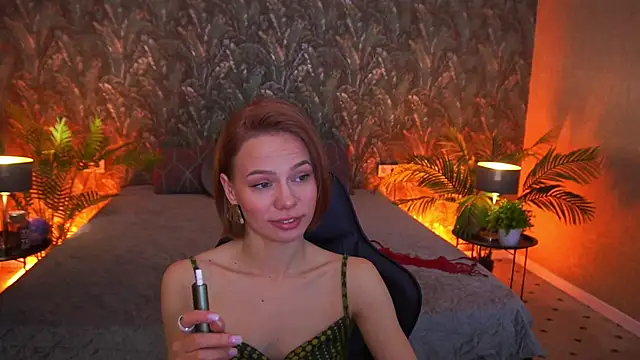 Snapshot of ShyySiren chatting on June 1, 2026, 7:08 am ShyySiren online show from June 1, 2026, 7:08 am