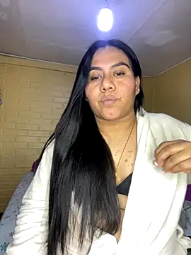 babyjuly19 online show from October 3, 2025, 6:48 am