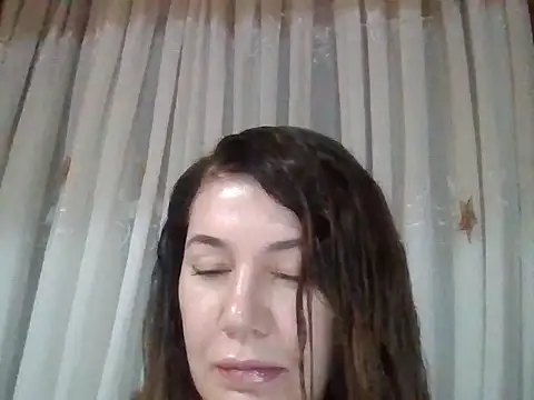 Lomivah online show from November 12, 2025, 4:44 pm