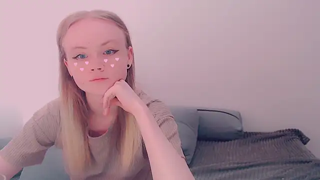 Snapshot of AliceNya_cute chatting on June 7, 2026, 5:12 am AliceNya cute online show from June 7, 2026, 5:12 am