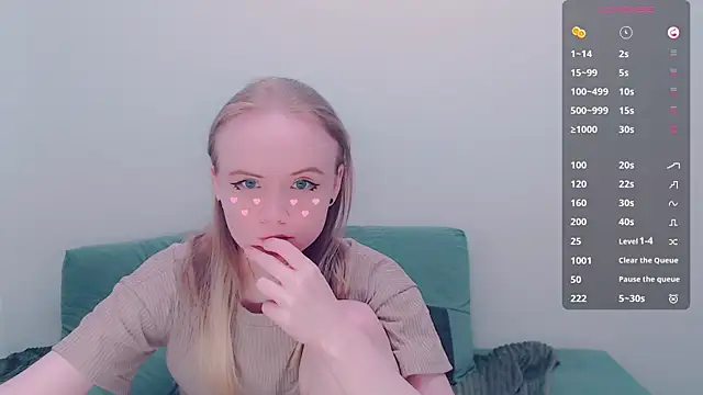 Snapshot of AliceNya_cute chatting on July 13, 2026, 3:06 am AliceNya cute online show from July 13, 2026, 3:06 am
