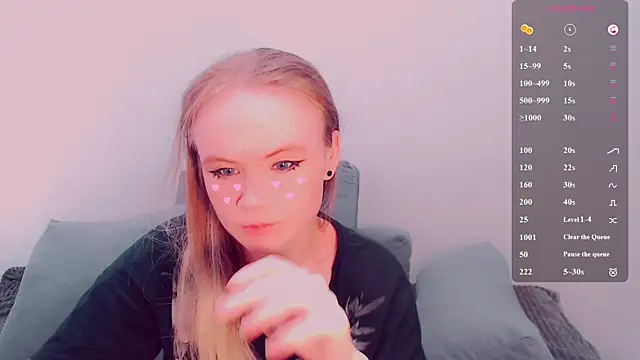 Snapshot of AliceNya_cute chatting on May 8, 2026, 5:55 am AliceNya cute online show from May 8, 2026, 5:55 am