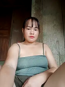 emilyzz online show from October 29, 2025, 1:59 am