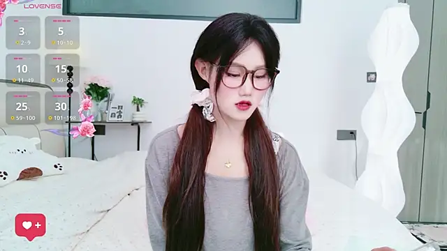 schoolgirl-nurse online show from April 22, 2026, 9:38 am