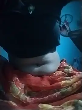 Hot-dear3955 online show from May 21, 2026, 8:17 pm