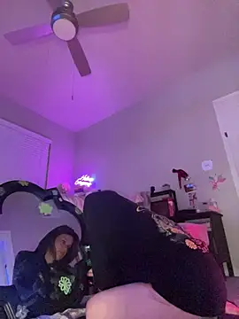 Texxaspearl online show from January 12, 2026, 10:00 am