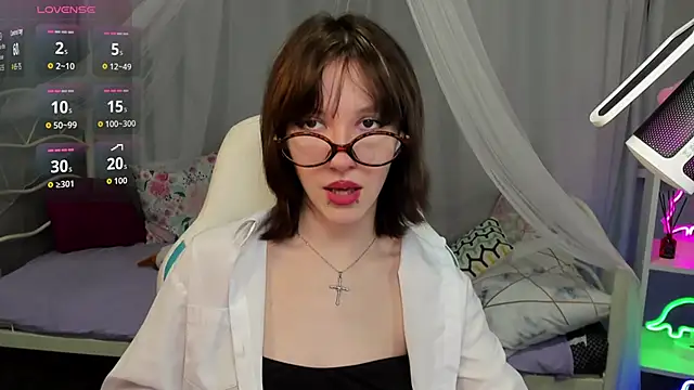 Snapshot of JessieRich chatting on November 14, 2025, 10:57 pm JessieRich online show from November 14, 2025, 10:57 pm