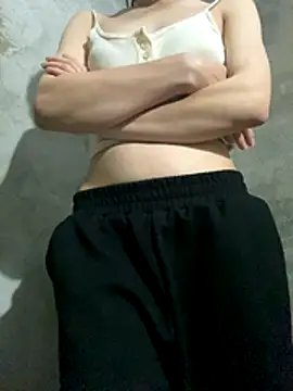 Bella sexy98 online show from December 1, 2025, 2:18 pm