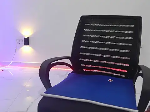  Ameera  online show from October 28, 2025, 5:29 am