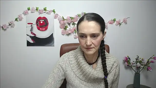 TayaFinch online show from November 12, 2025, 1:26 pm