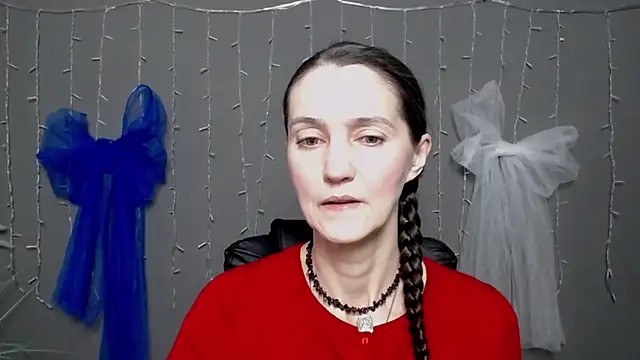 TayaFinch online show from December 5, 2025, 7:18 am