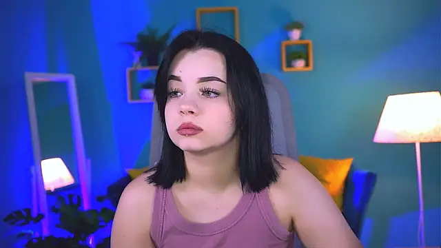 Snapshot of leslierowe_ chatting on October 5, 2025, 8:21 pm leslierowe  online show from October 5, 2025, 8:21 pm