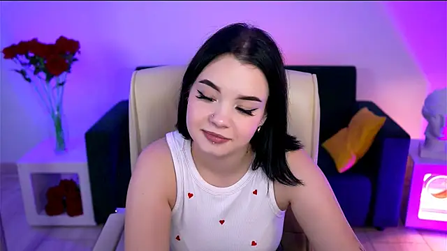 Snapshot of leslierowe_ chatting on September 21, 2025, 4:12 pm leslierowe  online show from September 21, 2025, 4:12 pm