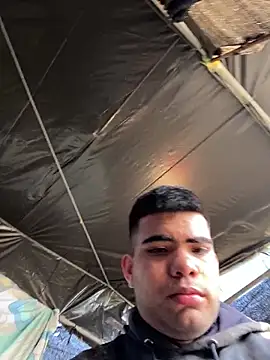 Snapshot of KINGG_44 chatting on September 17, 2025, 10:12 pm KINGG 44 online show from September 17, 2025, 10:12 pm