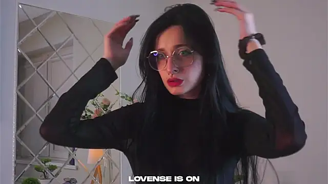 Snapshot of DarcyAspacio chatting on October 20, 2025, 11:22 am DarcyAspacio online show from October 20, 2025, 11:22 am