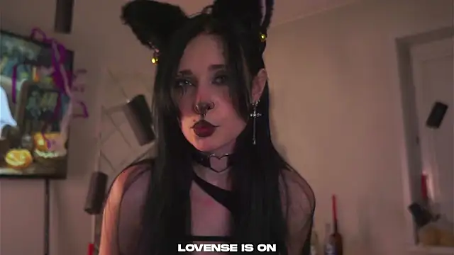 Snapshot of DarcyAspacio chatting on October 29, 2025, 11:09 am DarcyAspacio online show from October 29, 2025, 11:09 am