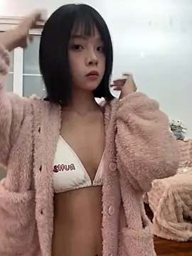 Snapshot of qiqi_x chatting on February 26, 2026, 1:55 pm qiqi x online show from February 26, 2026, 1:55 pm