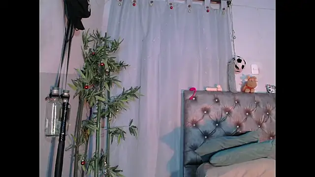 Snapshot of Jamadoll66 chatting on December 21, 2025, 7:43 am Jamadoll66 online show from December 21, 2025, 7:43 am