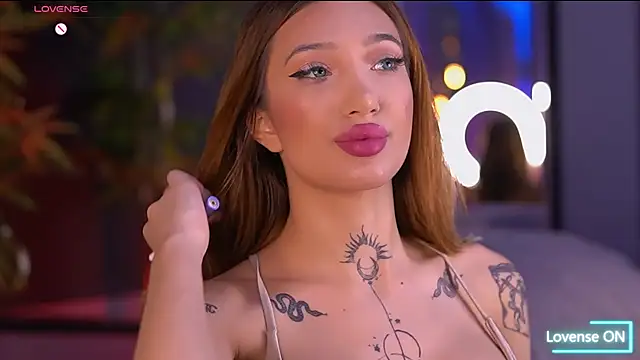 SiennaJayden online show from November 13, 2025, 7:29 pm