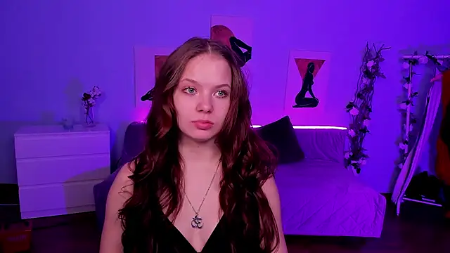 Snapshot of BetsyKiss chatting on April 18, 2026, 5:04 pm BetsyKiss online show from April 18, 2026, 5:04 pm