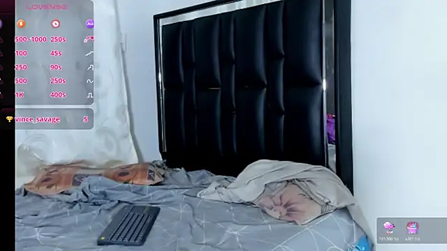 ArexBlakk online show from November 6, 2025, 4:44 pm