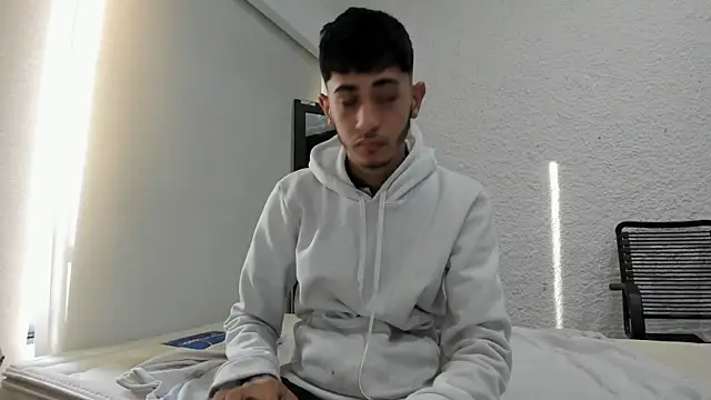 Snapshot of j_martony chatting on November 27, 2025, 12:05 pm j martony online show from November 27, 2025, 12:05 pm