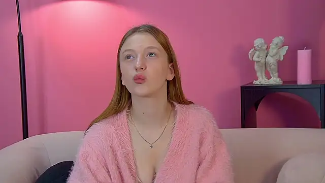 BeatriceBinoche online show from February 6, 2026, 6:20 am