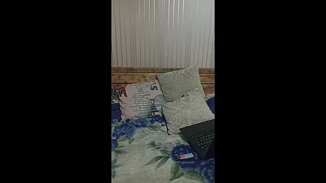 Snapshot of EthelsLover chatting on October 3, 2025, 10:00 pm EthelsLover online show from October 3, 2025, 10:00 pm