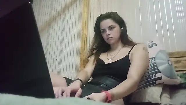 Snapshot of EthelsLover chatting on September 23, 2025, 10:39 pm EthelsLover online show from September 23, 2025, 10:39 pm