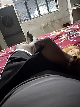 Snapshot of samsharma- chatting on September 16, 2025, 3:07 am samsharma- online show from September 16, 2025, 3:07 am