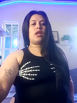 Snapshot of Andrea_secret_ chatting on April 17, 2026, 2:20 pm Andrea secret online show from April 17, 2026, 2:20 pm
