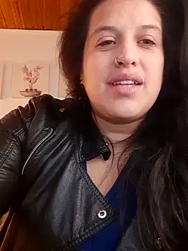 Snapshot of Andrea_secret_ chatting on March 25, 2026, 1:43 pm Andrea secret online show from March 25, 2026, 1:43 pm