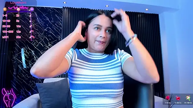 Megancoxx online show from November 11, 2025, 12:22 pm