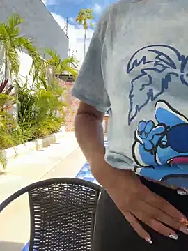 EMILIIA RICHTER   online show from October 17, 2025, 6:10 pm