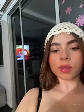 charlote rossee online show from May 11, 2026, 5:53 am