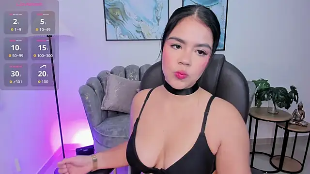 Snapshot of Mila_blaze chatting on October 8, 2025, 12:07 pm Mila blaze online show from October 8, 2025, 12:07 pm