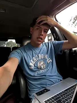 Snapshot of mattebret11 chatting on November 1, 2025, 6:13 pm mattebret11 online show from November 1, 2025, 6:13 pm