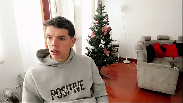 Snapshot of mattebret11 chatting on November 8, 2025, 5:49 pm mattebret11 online show from November 8, 2025, 5:49 pm