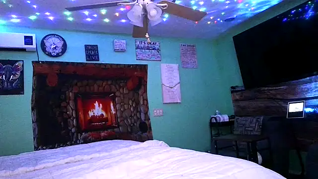 Snapshot of versatilevortex chatting on November 7, 2025, 2:38 am versatilevortex online show from November 7, 2025, 2:38 am