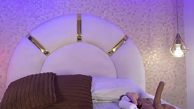 paulina cano online show from November 5, 2025, 7:28 pm