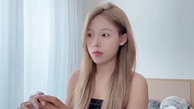 Meng 777 online show from April 18, 2026, 7:54 am