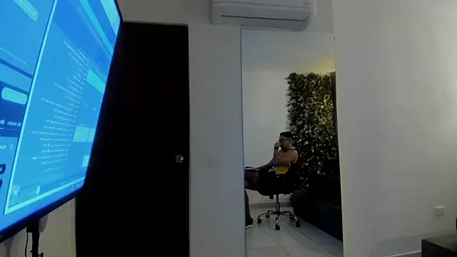 Snapshot of JacobDraven chatting on November 21, 2025, 3:16 am JacobDraven online show from November 21, 2025, 3:16 am