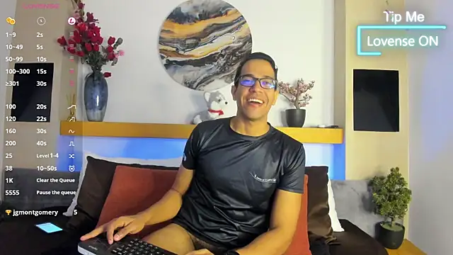 Snapshot of JacobDraven chatting on January 7, 2026, 3:33 am JacobDraven online show from January 7, 2026, 3:33 am