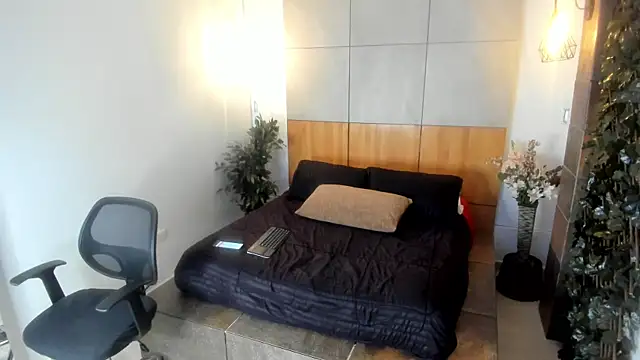 Snapshot of JacobDraven chatting on November 20, 2025, 3:29 am JacobDraven online show from November 20, 2025, 3:29 am